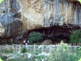 grotta del romito esterno